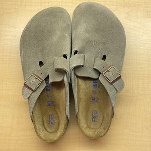 BRAND NEW birkenstock clogs